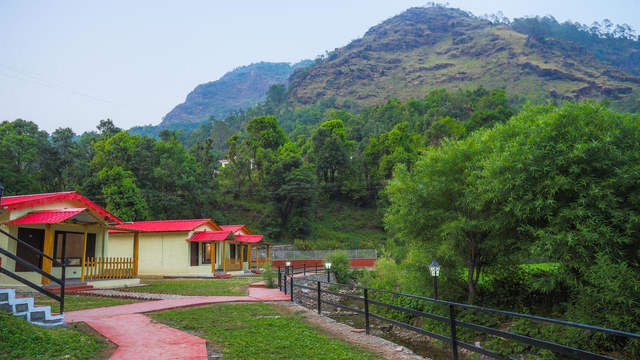The Jungle Pool By Beyond Stay Nainital Kültér fotó
